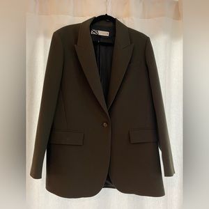 Zara Women’s Flowy Blazer